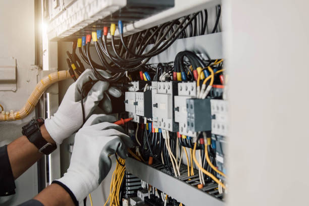 Best Emergency Electrical Repair  in Jeanerette, LA